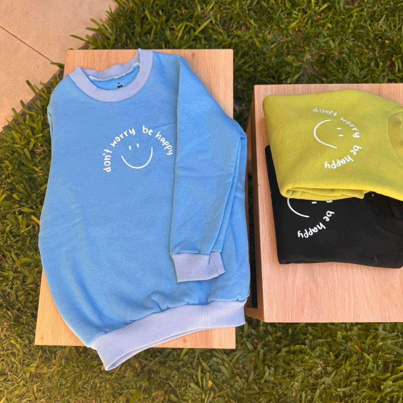 :) Buzo Be Happy :) - Imagen 3